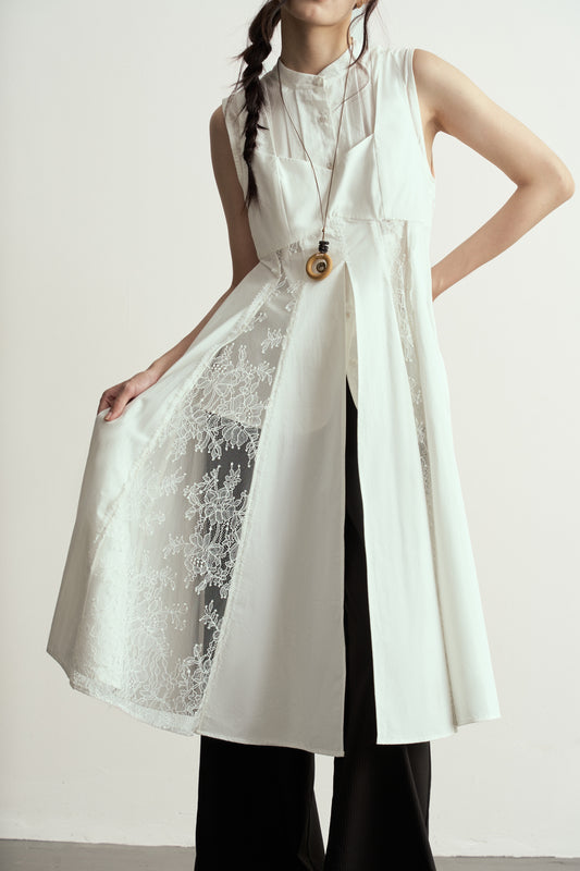 WHITE LACE TIE-DETAIL SLEEVELESS LONG OVERLAY