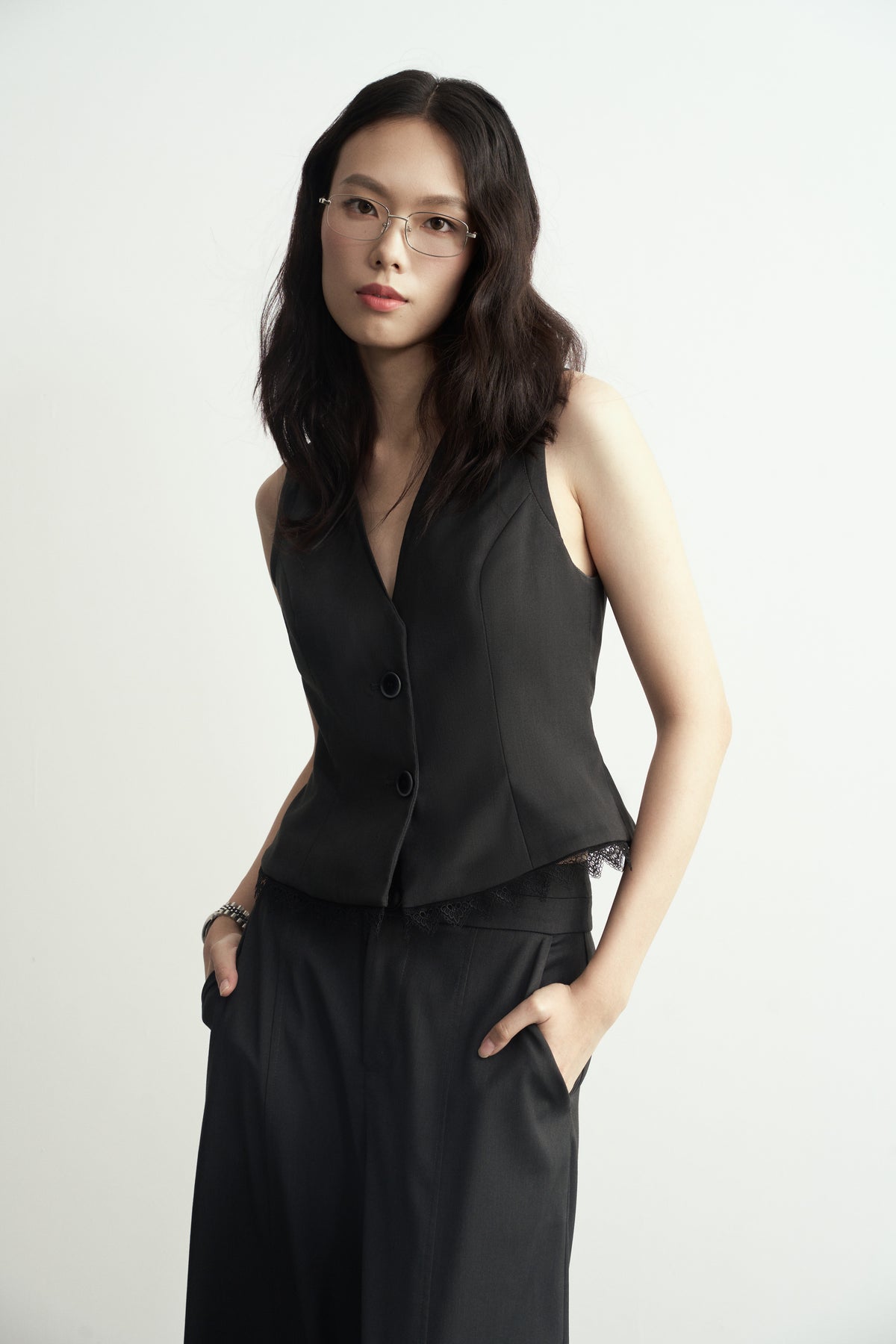 V-NECK TAILORED VEST WITH LACE TRIM
