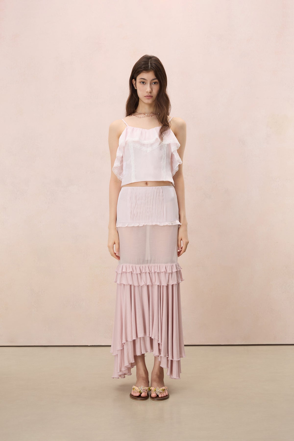 AMOUR LACE-TRIMMED CAMI TOP IN SHELL PINK