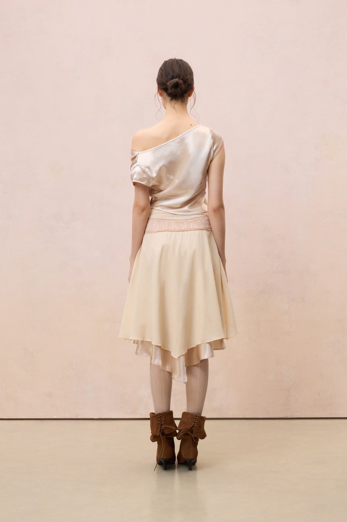 CHAMPAGNE SATIN LACE-TRIMMED ASYMMETRIC TOP