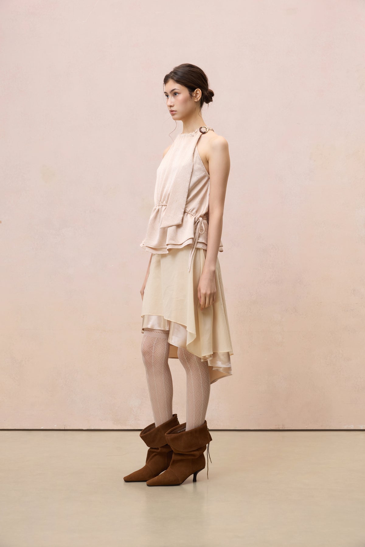 BLUSH BUCKLED HALTER TOP