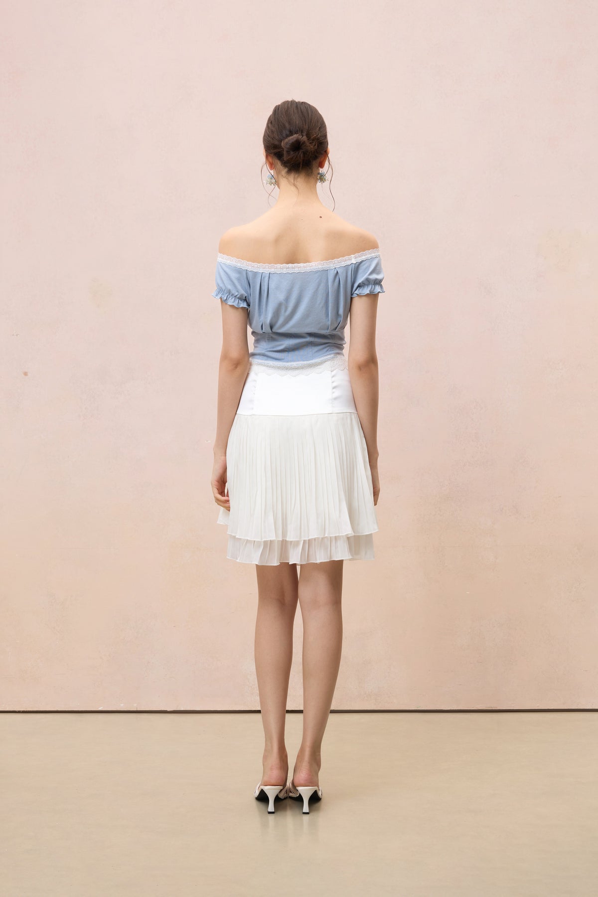 SATIN YOKE PLEATED MINI SKIRT