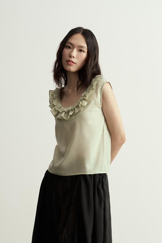LIGHT GREEN LINEN SLEEVELESS TOP WITH DOUBLE RUFFLE NECKLINE