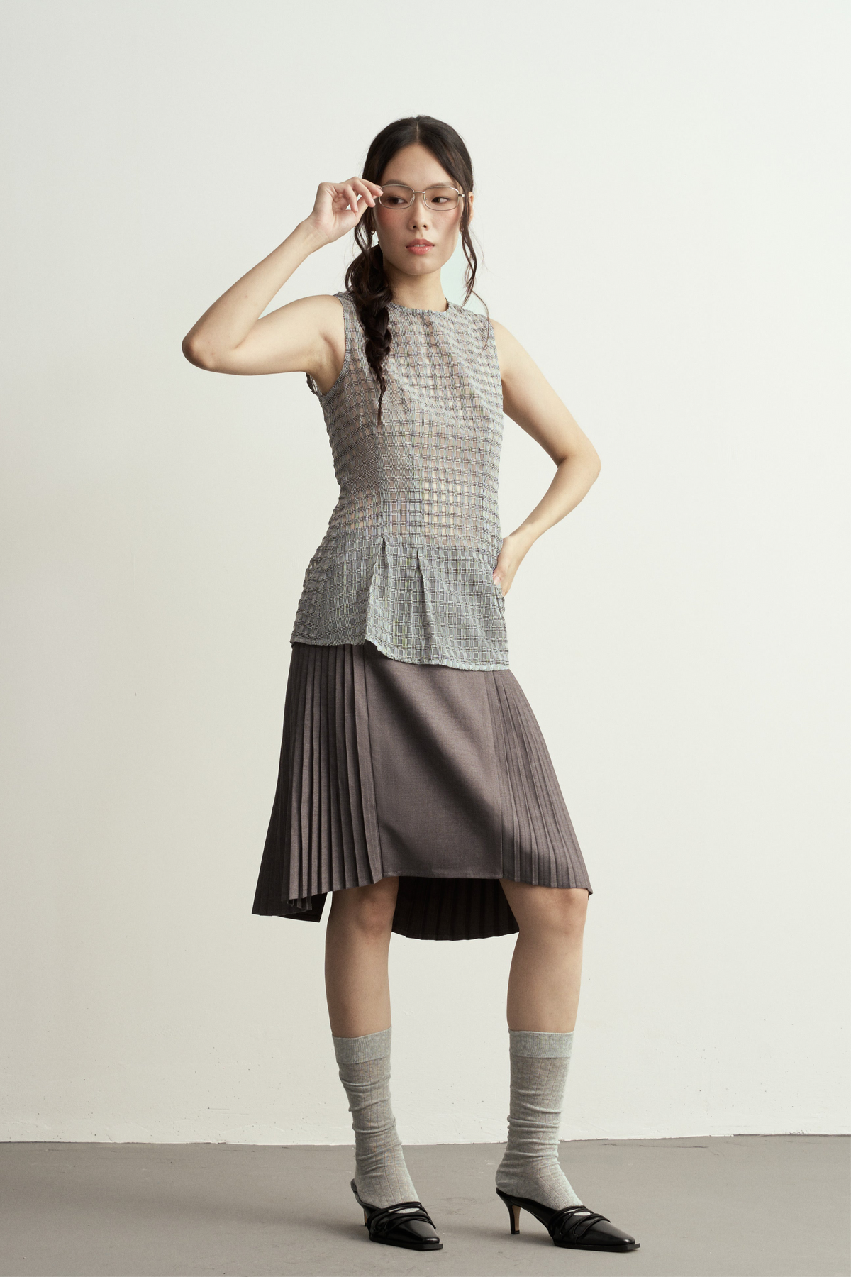 GREY PLEATED SKIRT