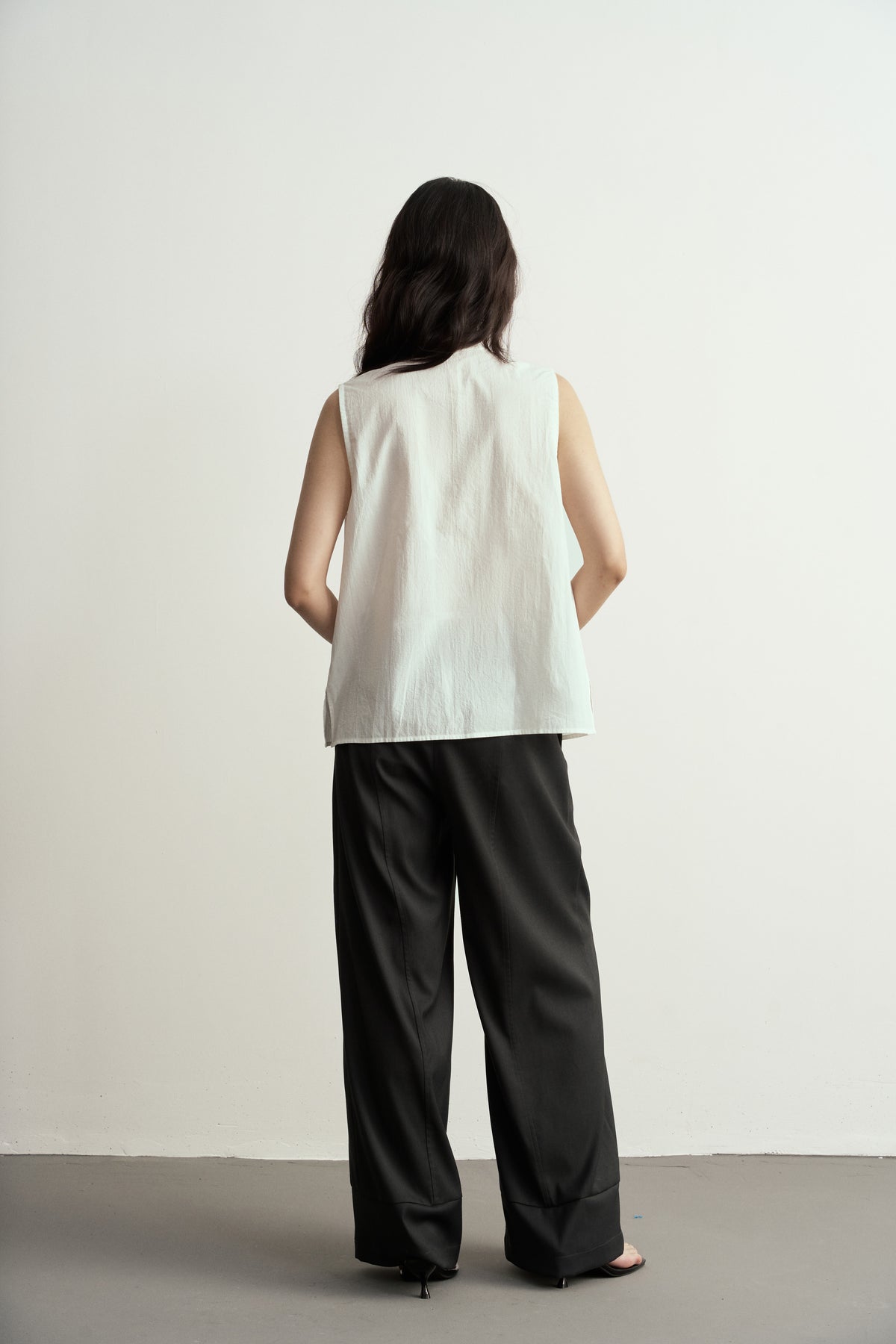 HIGH-WAIST DOUBLE BUTTON WIDE-LEG TROUSERS