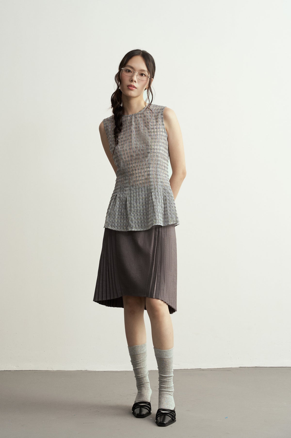 GREY PLEATED SKIRT